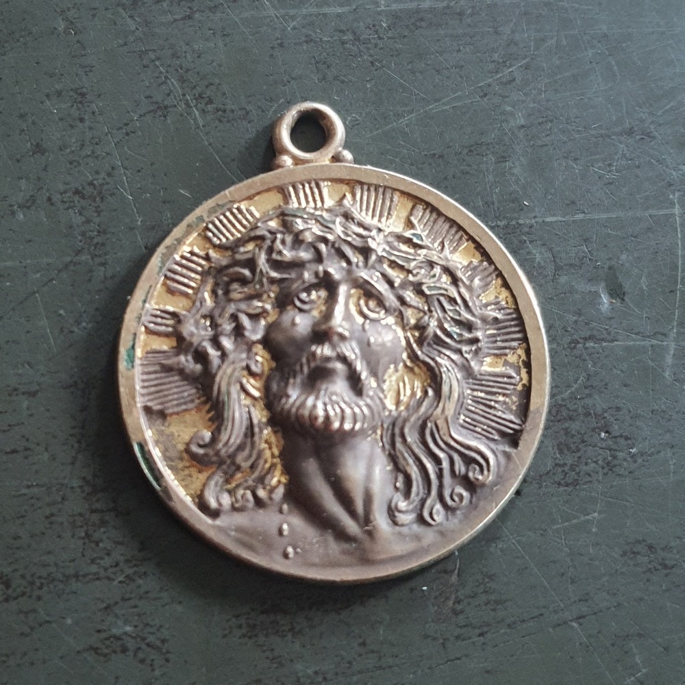 Vintage THEDA  1/20 12K GF Jesus Crown Of Thorns Round Metal Charm Pendant